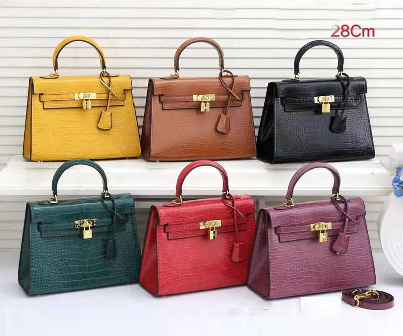 Kelly Sacs 9A Bag Designer Luxury Totes en cuir Femme Clutch Hands Hands Crocodile Match Pochette Rouge Togo avec Gold Hardware