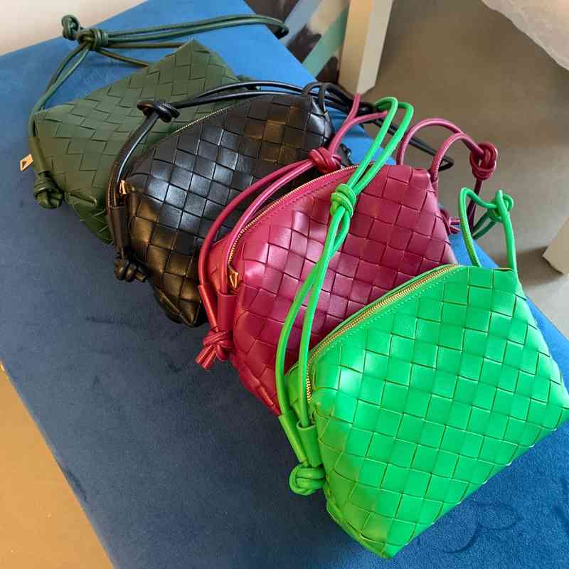 

Handbags Venetas Designer Bottegas Loop Woven Women's Bag Sheepskin Small Square Camera Single Shoulder Messenger Lunch Genuine Leather, Black