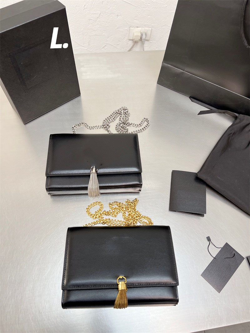 

2022 New Season Monograms Chain Bags Genuine Leather Tassel Handbag High Quality Women Messenger Handbags Tote Shoulder Crossbody Bag Wallets Size 22cm*13cm, Black with gold metal