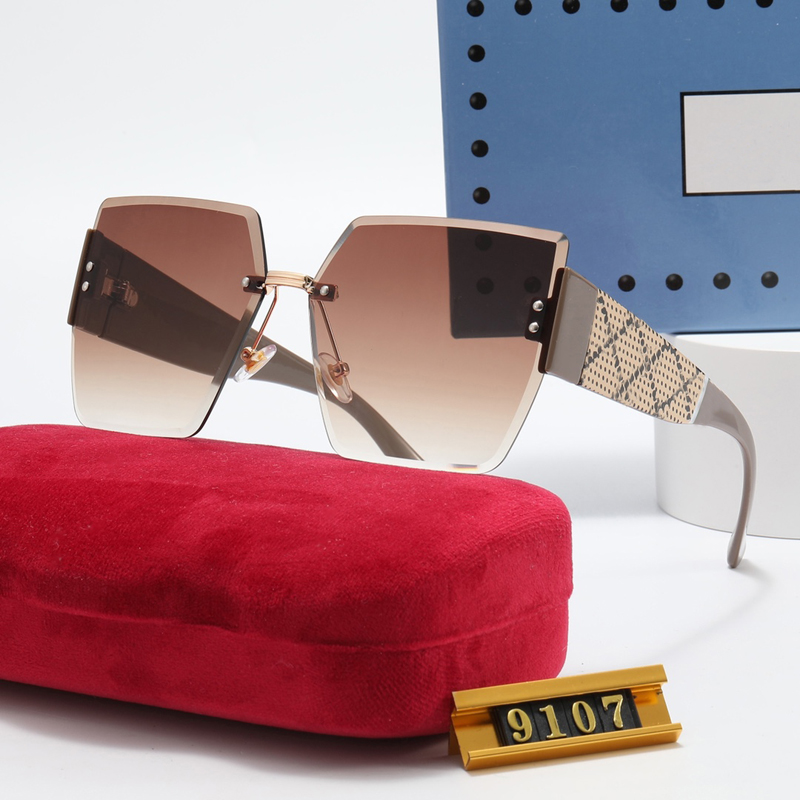 

Designer Sunglasses Fashion Summer Beach Glasses Full Frame Classics Letter Rectangle For Man Woman High Quality Polarize Eyewear Box New