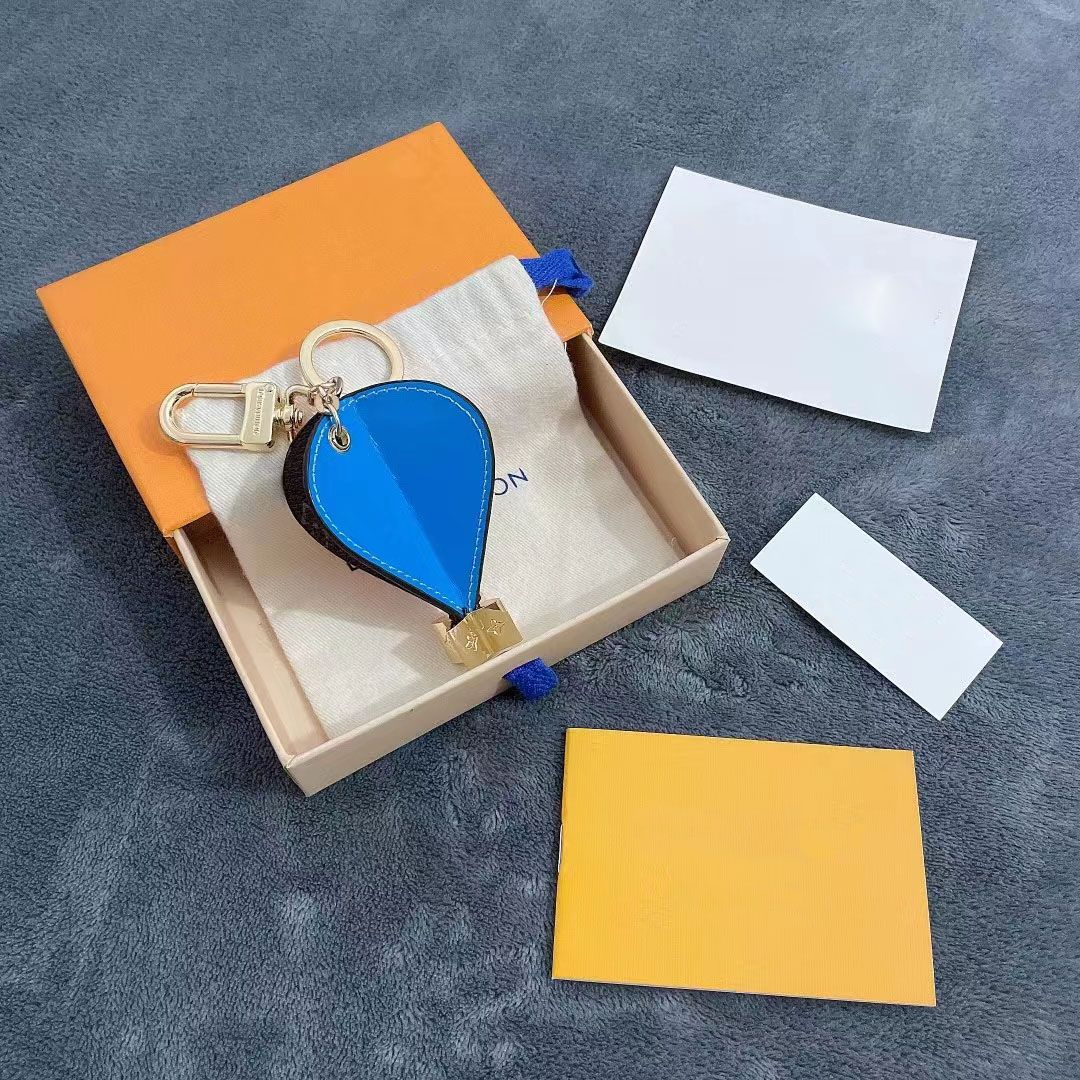 Lettre Imprimer Ballon Designer avec Diamant Arc Porte-clés En Cuir PU Animal Porte-clés De Voiture Porte-clés Porte-clés Mode Porte-clés Aucune