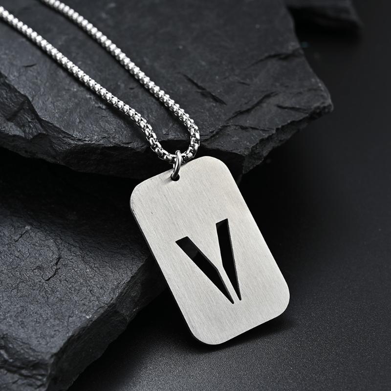 

Pendant Necklaces Surname English Hollow Force Nameplate X Letters Necklace For Couple Box Chain Men Simple Style Fine Jewelry GiftPendant