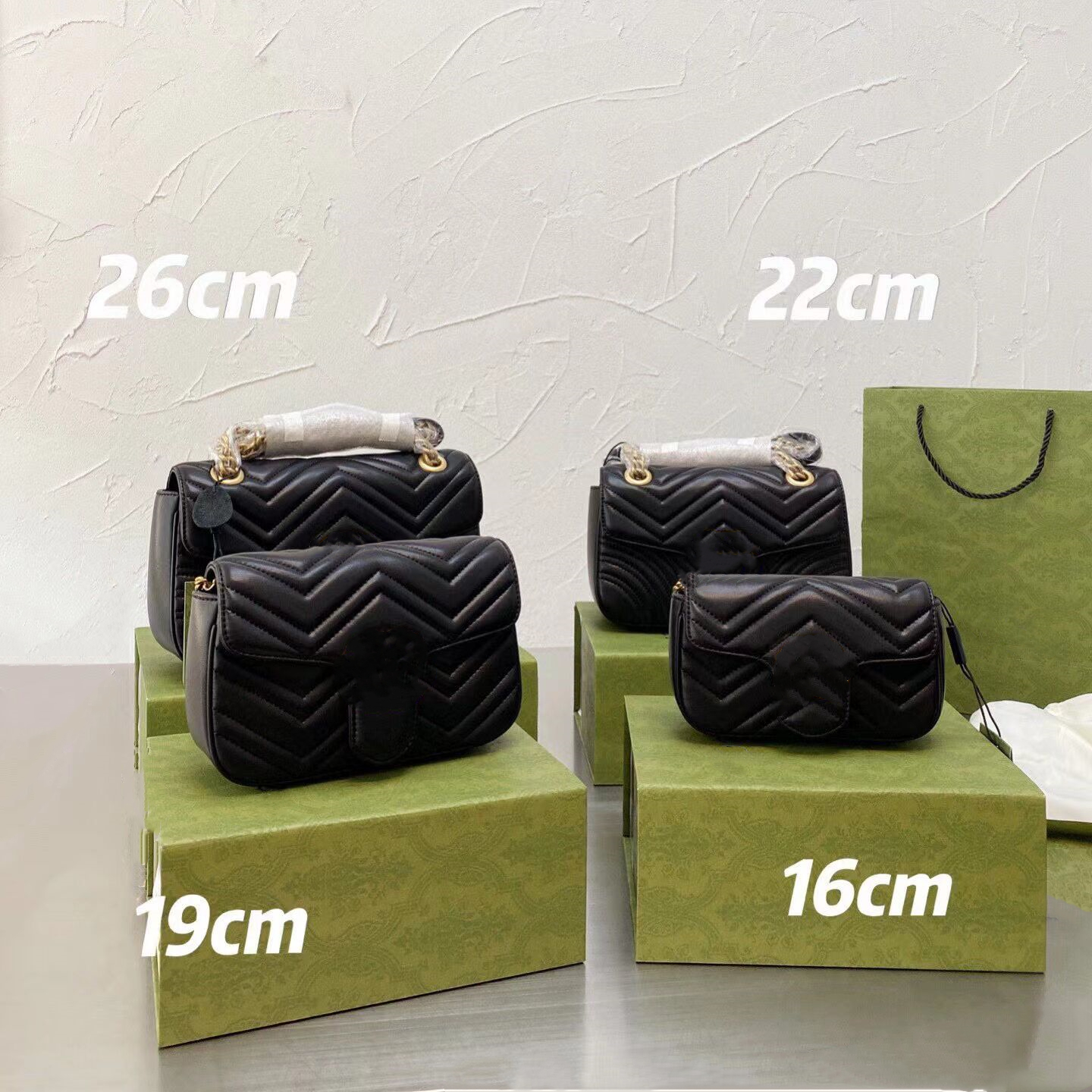 

Chains Luxurys Designers Shoulder Bags Packages temperament Senior Bags Ball match Fashion vintage Handbags Women phone wallet Metallic, Message