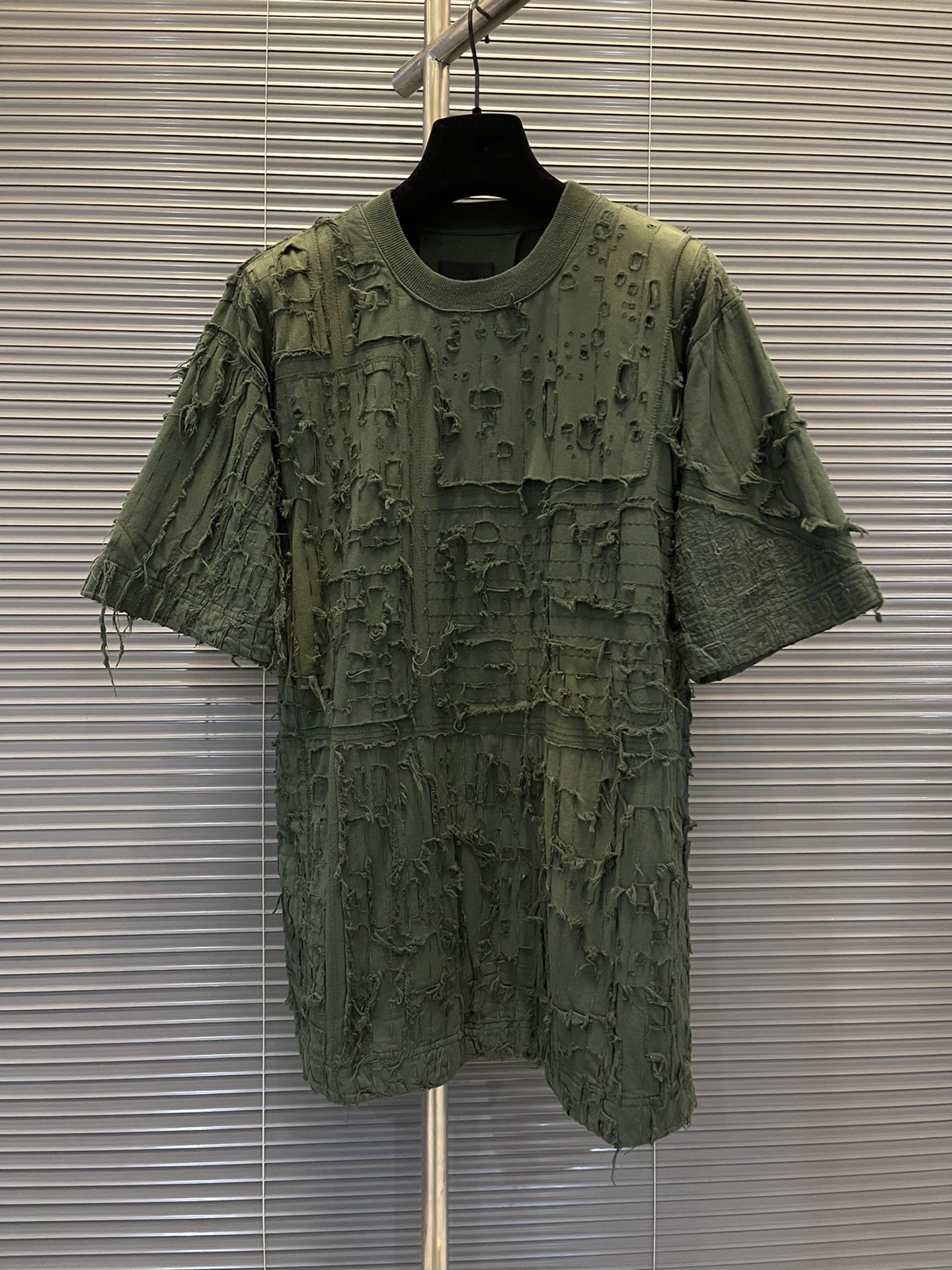 2022 ans le plus récent modèle pour hommes Designer T-shirts endommagés de luxe - Tshirts de taille américaine - Dernier modèle pour hommes nouve