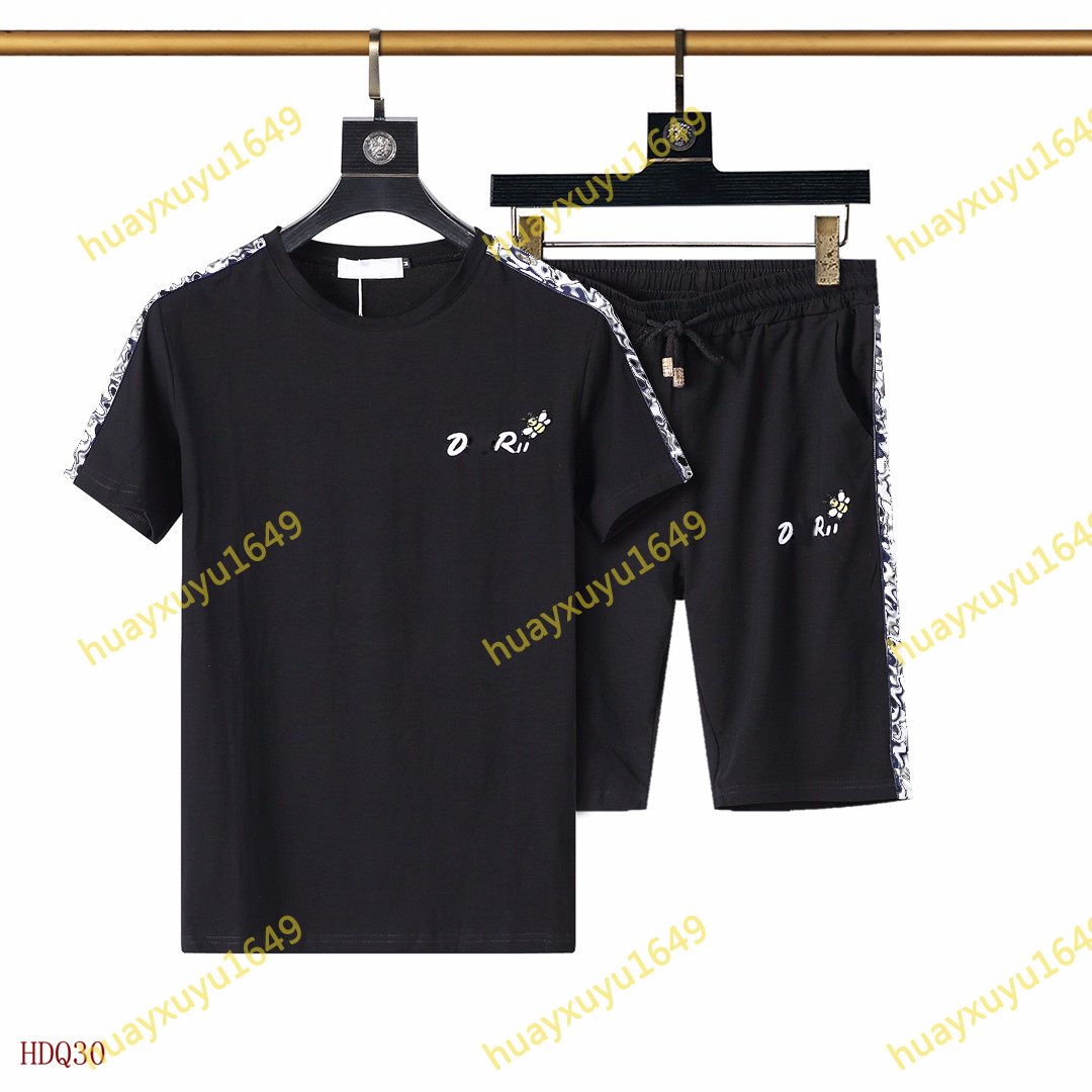 

Fashion sweatshirt tees men short-sleeved T-shirt suit simple round neck cotton polo new summer tshirt top jackets shorts suit