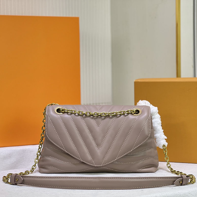 

Designers Women Shoulder Bags New Wave Messenger Bag Top Quality Soft Leather Chain Handbags Black White Quilting CrossBody Bags, Color 1