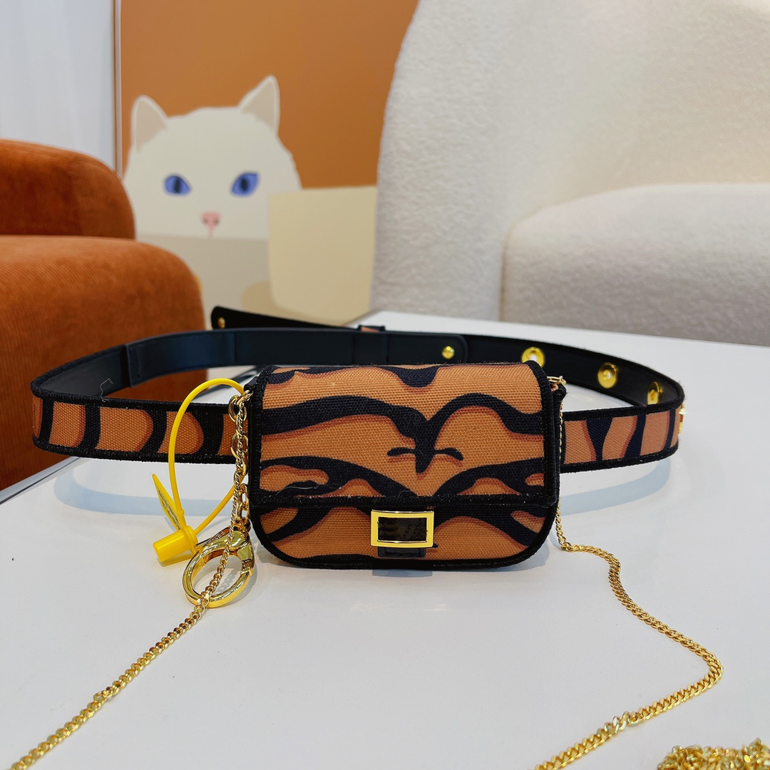 Sac banane Bumbag Fanny Pack Designer Femmes Mini Sac de taille Sacs à main Femme Femme Beltbag Beltbags Bumbags Mode Classique Multifonction