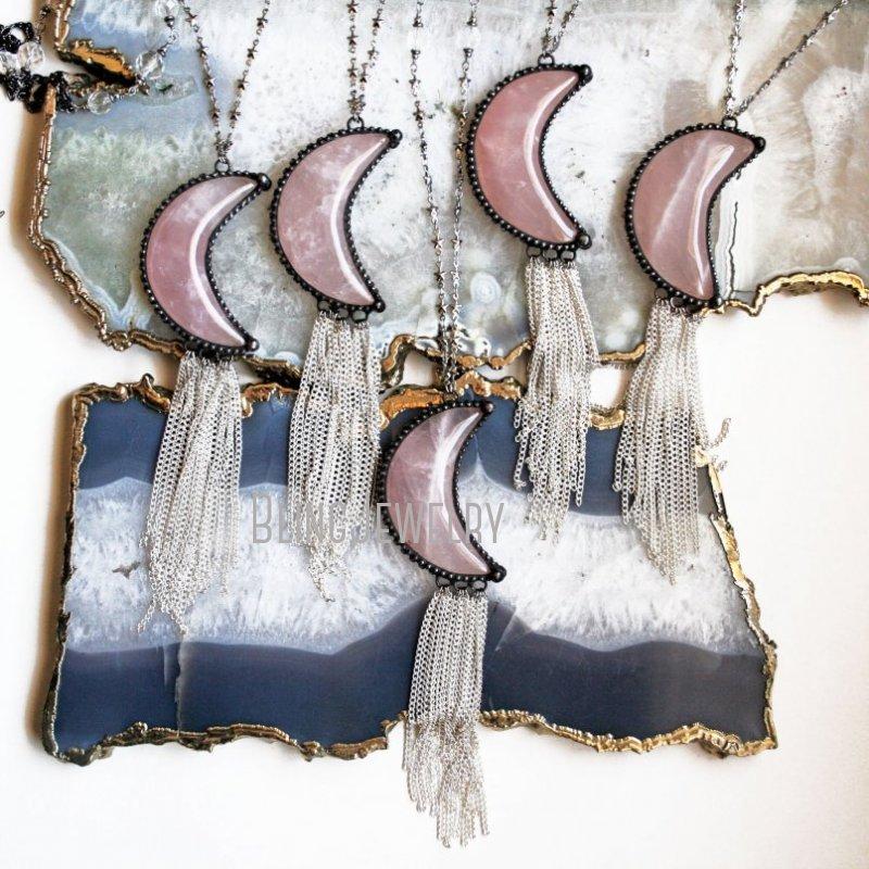 

Chains NM40606 Massive Rose Quartz Moon And Stars Necklace Crescent Crystal Gemstone Statement