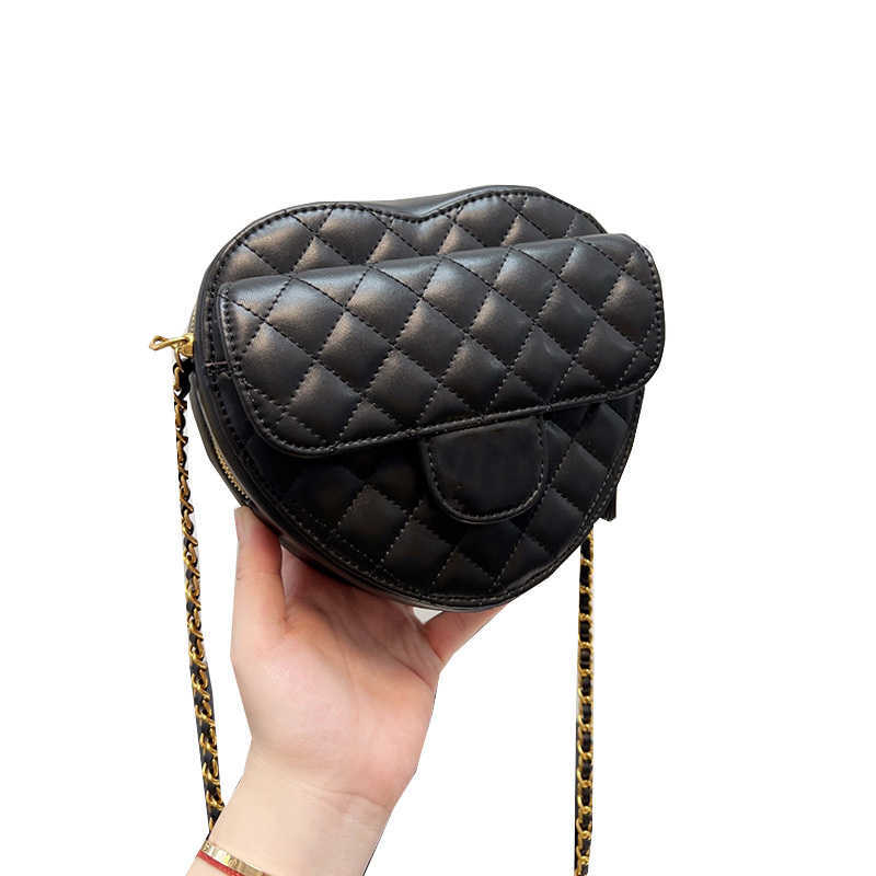 

22Ss France Designer Heart Love Style Bags Quilted Matelasse Chain Crossbody Shoulder Gold Hardware Mini Outdoor Sacoche Cute Cosmetic, Box