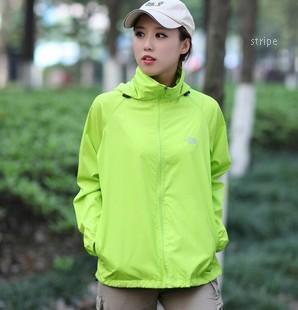 

Wholesale- 2022 Spring Autumn Summer Men & Women Jacket Hooded Fashion Lovers Thin Windbreaker Zipper Coats Womens Jackets And, Black