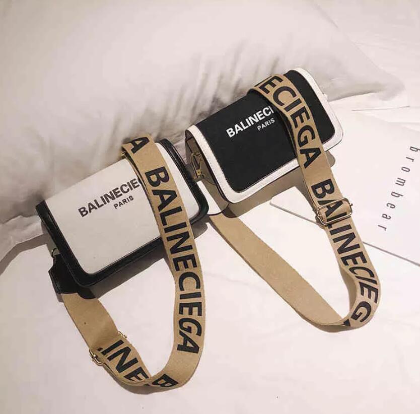 

2022 new Small black bag texture women Single Shoulder Bag Messenger fashion classical Purses