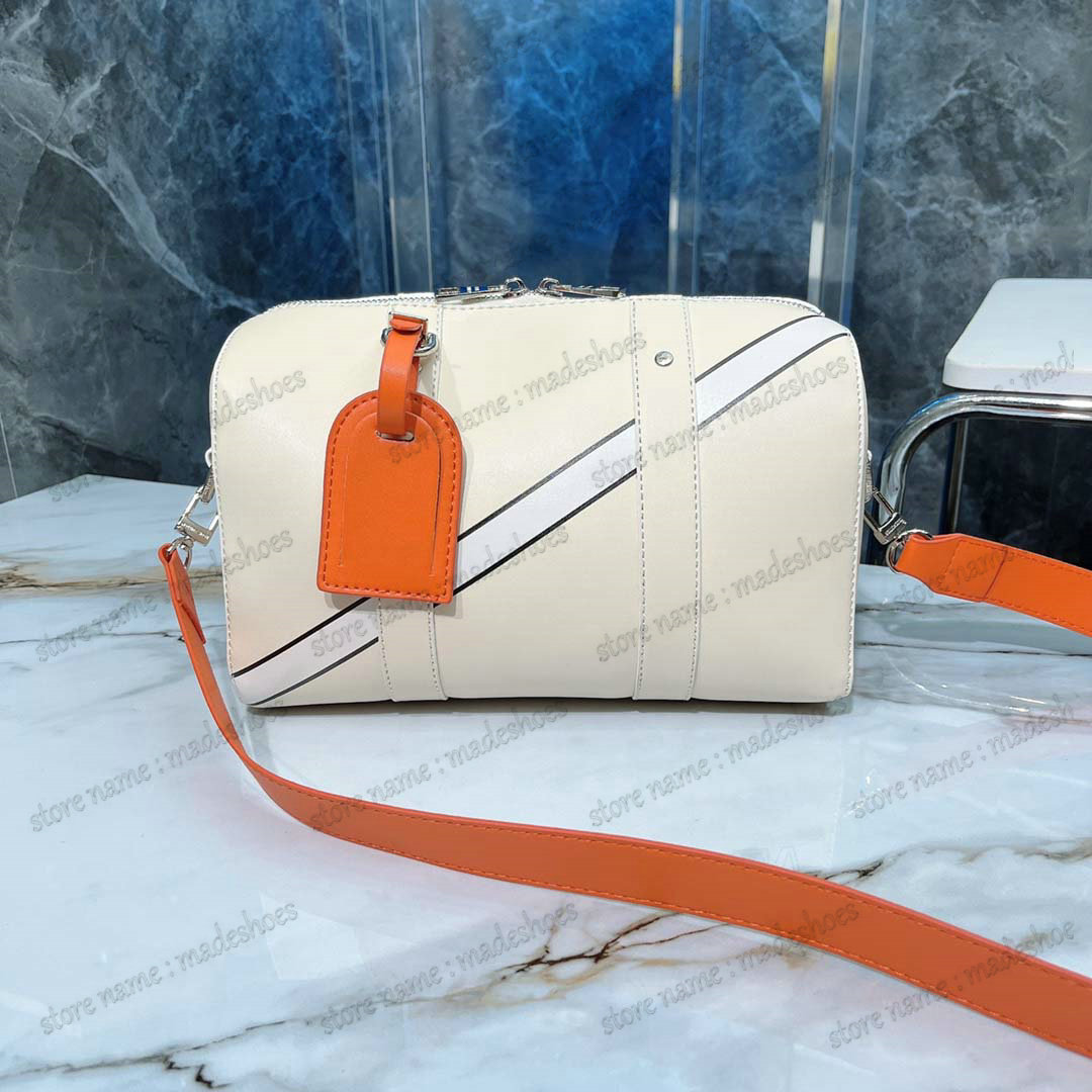 

City Keepbag Mens NIGO Compact bag Designer CrossBody Luxurys Purse Wallet Monograms pattern heart-shaped Double zipped