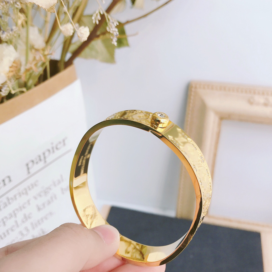 Top Sell Designer Branded Bracelets Women Bangle Designers Letter Bracelet Crystal 18K Gold Plated Stainless steel Wedding Love Gift Jewelry