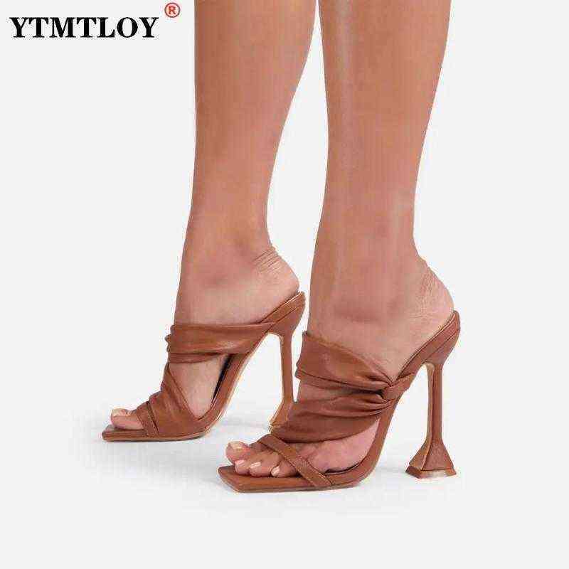 Pantoufles Chaussures pour femmes New Summer Fashion Bande plissée Pu Talons aiguilles solides Diapositives Sexy Flip Flop Sandales Or Rouge Noir