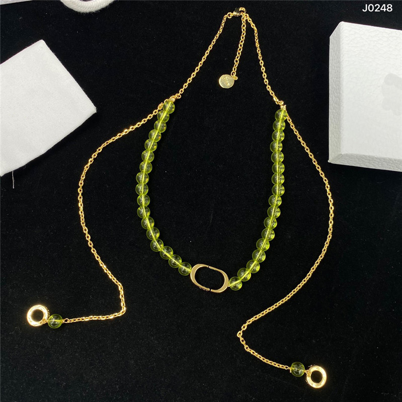 

Stylish Transparent Bead Chain Necklaces Metal Pendant Chains Necklace Circle Pendants With Gift Box