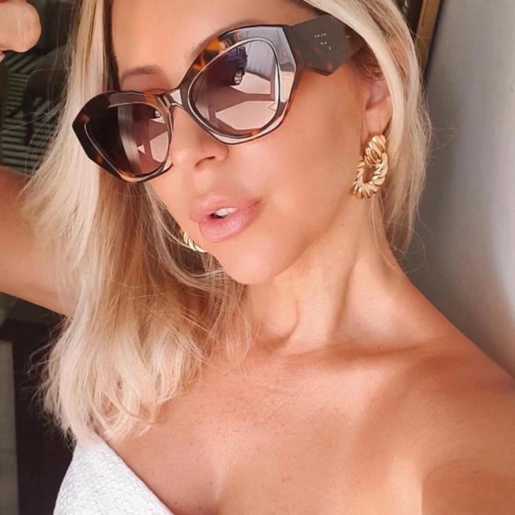 

2022 latest modern sunglasses for woman small glass frame trend mens sun glasses Vintage photochromic attidute eyewear beach designer women sunglasses Hotsell