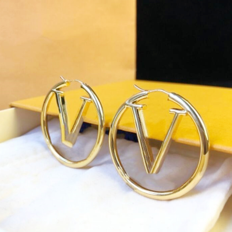 

Women Hoop Earrings Fashion female Big Circle Simple Designer Earrings Letter Stud Jewelry