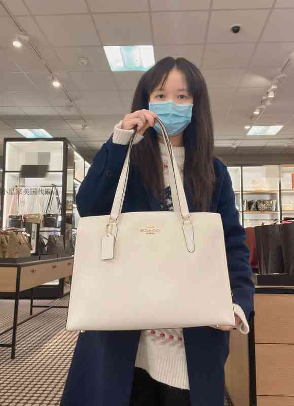 

Cochbags womens Tatum business leisure large capacity one shoulder handbag tote bag, Glacier white