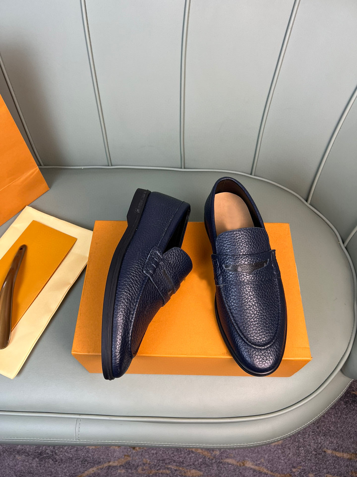 

Tops Dress Shoes For Mens Oxfords Office Work Formal Shoes Designer Genuine Leather Lace Up Shoe EU38-45, With brand logo and box