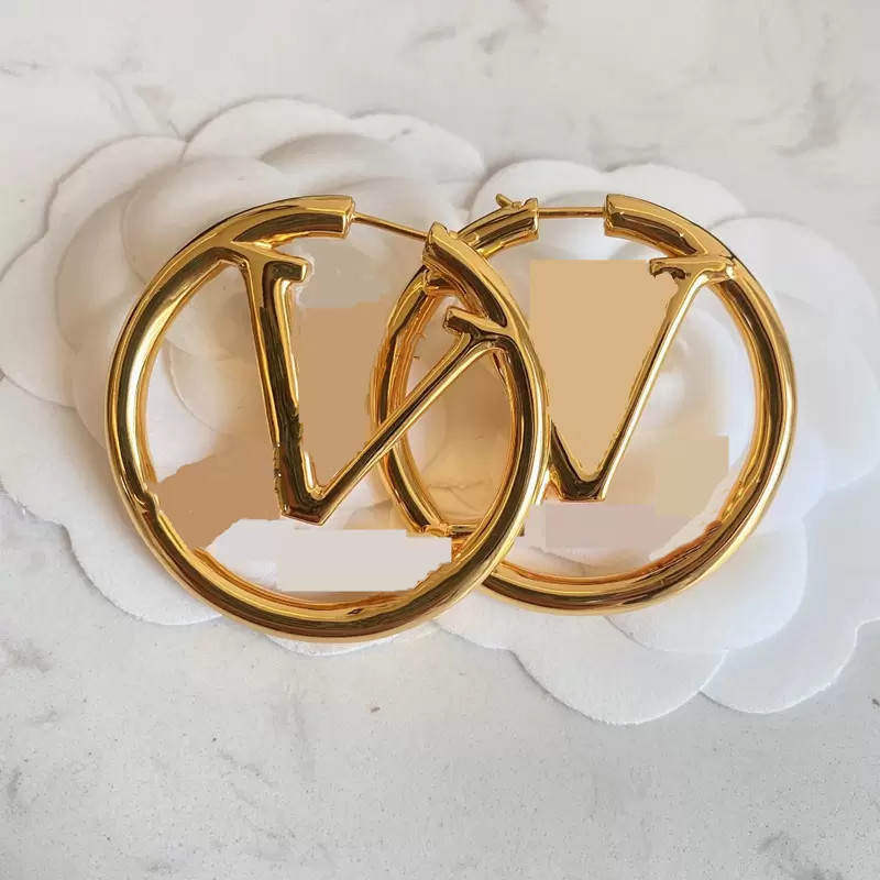 

Women Hot Designer Earrings Fashion gold hoop earring for lady Womens Party New Wedding Lovers gift engagement Jewelry for Bride