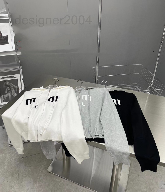 Women's Sweaters designer Miu must wear in autumn with artifact knitted hooded-image-794001088