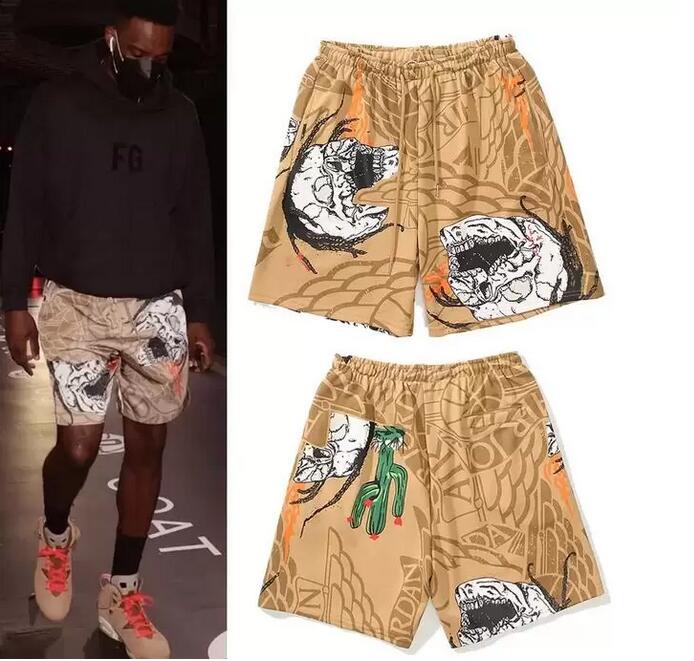 

Travis Scott Cactus Jack Skull Shorts Print Casual TS High Street five-point Knee Length Short Pants Trendy Fashion Loose Pant for Men and, As pic