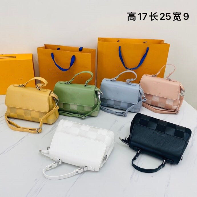 

Brand Women's Shoulder Messenger Bags Men Fashion Camera Waist Purse Designer grils Handbags with Strap Crossbody Bag lovebag, Blue 1527