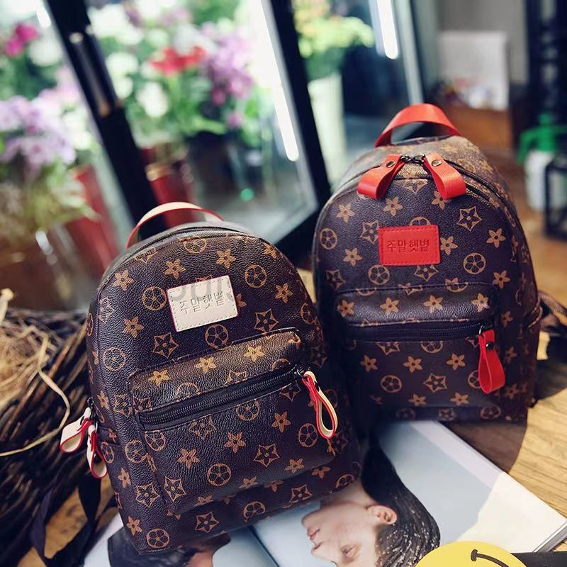 

Designer Leather Backpack Mens Woman New Exquisite Old Flower Small Backpack Leisure Simple Personalized Trend Mini Backpack L7.48in W4.33in H10.23in, 1111