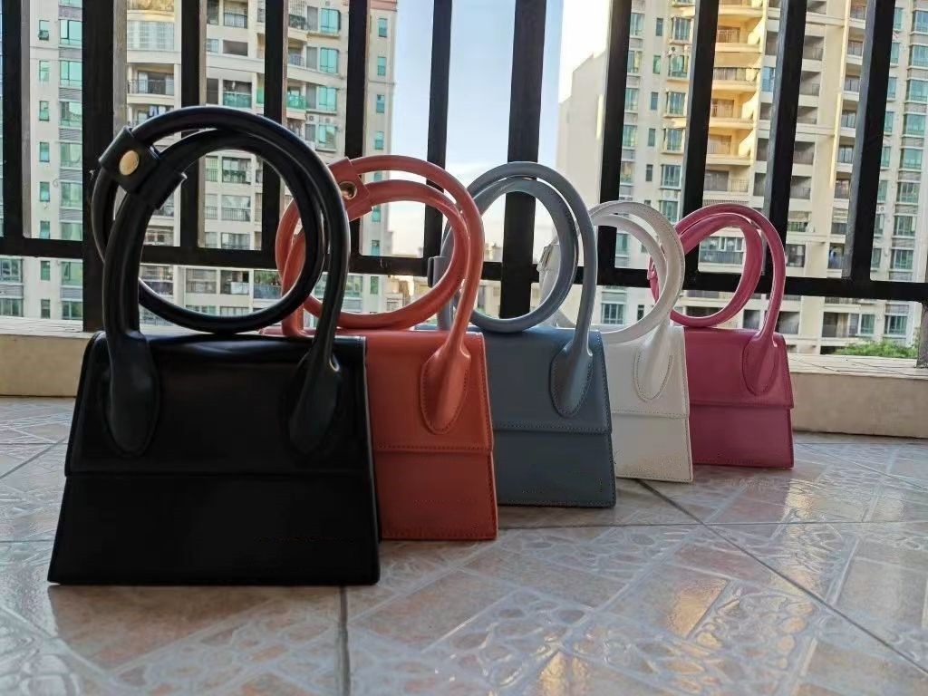 

2022 high quality bag Designer Borse luxury le chiquito handbag For jacquess UEMuuu Women Casual Shopping Tote Hnadbags PU leather bags underarm bag wallet, Black