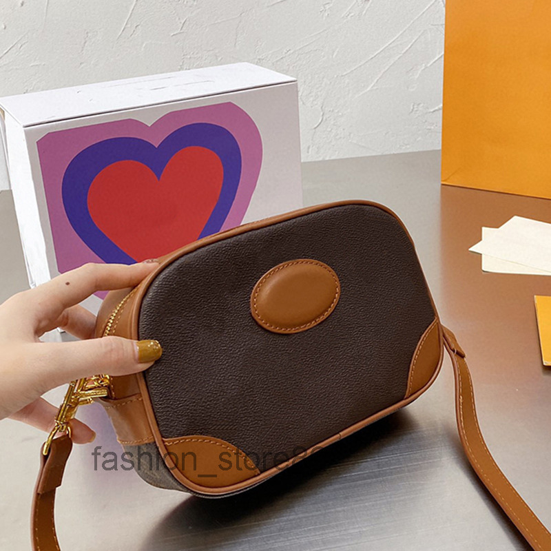 

Camera Bag Shoulder Luxury Designer Brand Fashion Bags Handbags Letter Mobile Ph, Picture color with logo 21x14cm