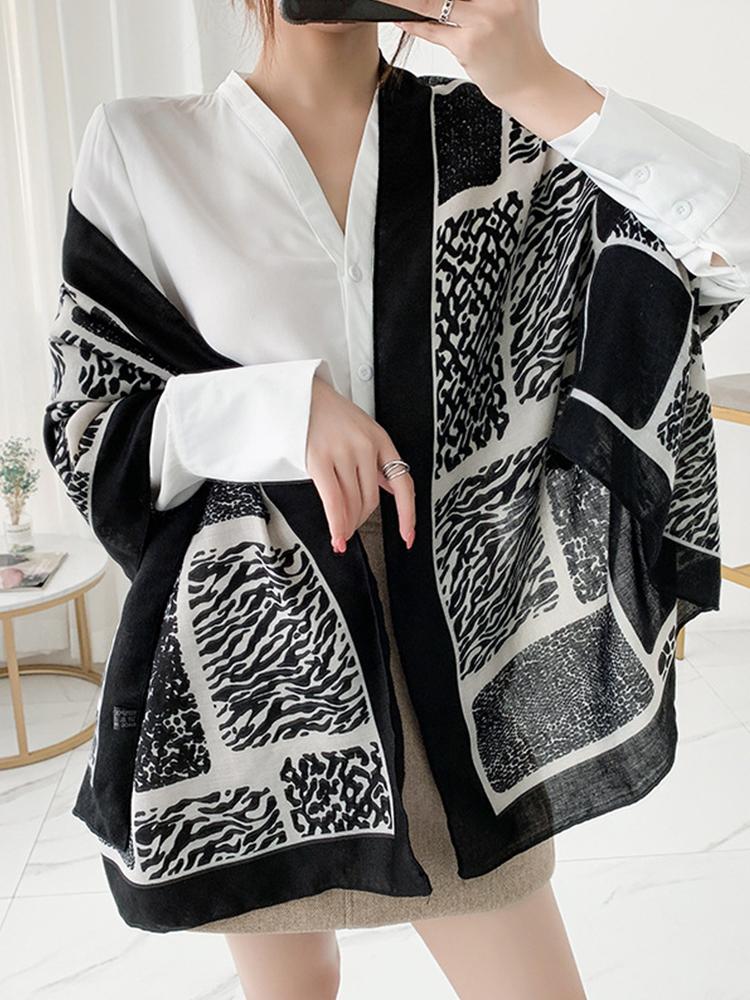 

Scarves Chiffon Hijab Women Leopard Print Beach Wrap Silk Scarf Shawl Female Bandanas Sunscreen Femme Pareo Stoles Bufanda Mujer