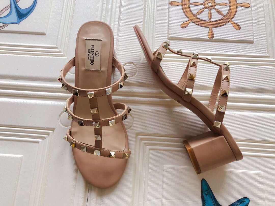 

Multicolor Leather Sandals