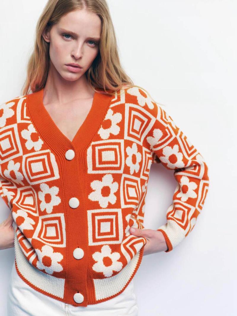 

Women' Sweaters Women Floral Knitted Sweater Spring Autumn V-neck Single Breasted Long Sleeve Short Soft Warm Casual OutwearWomen