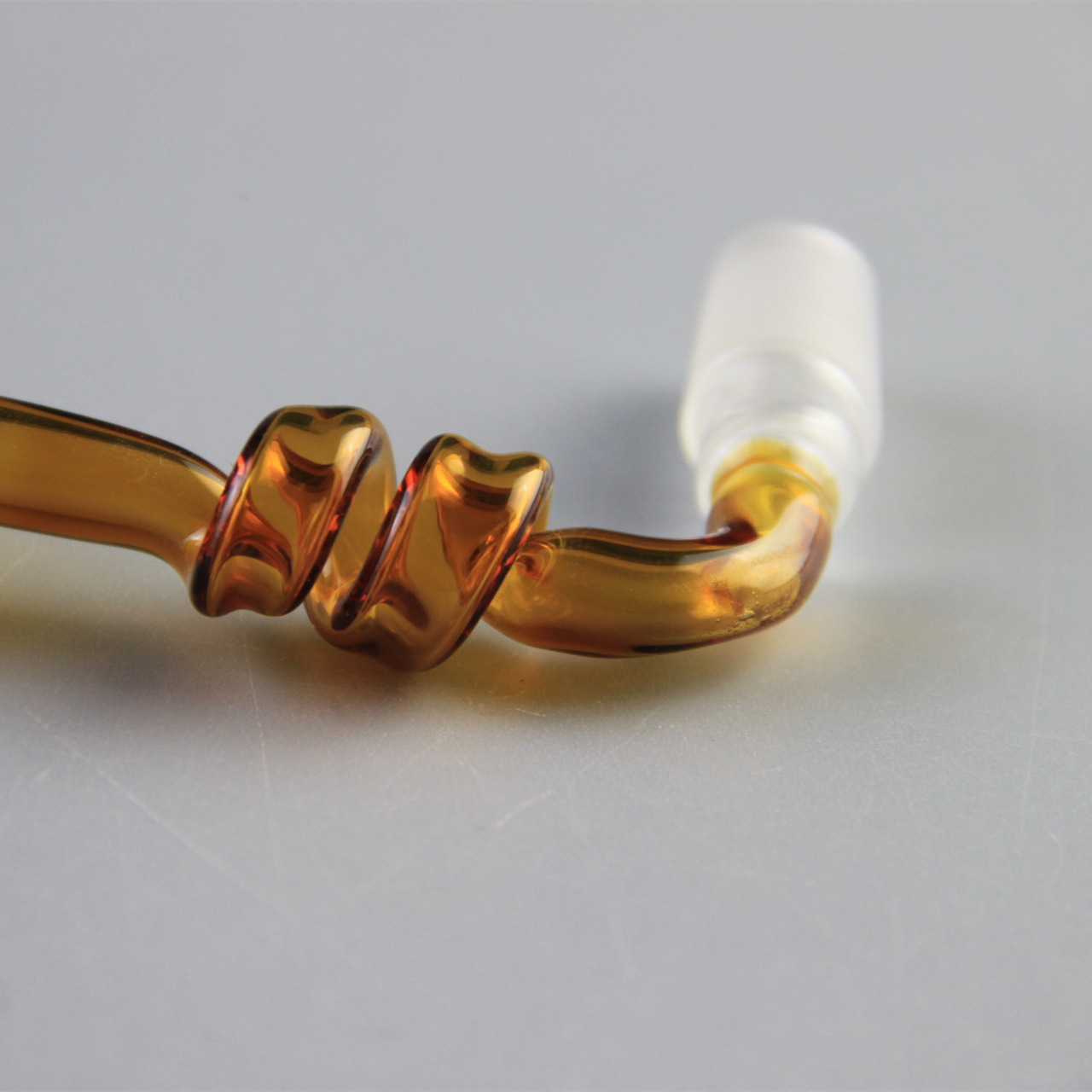 

Wholesale Colorful Glass Oil Burner Pipe 14mm 18mm Male and female Bent shape design banger Nail