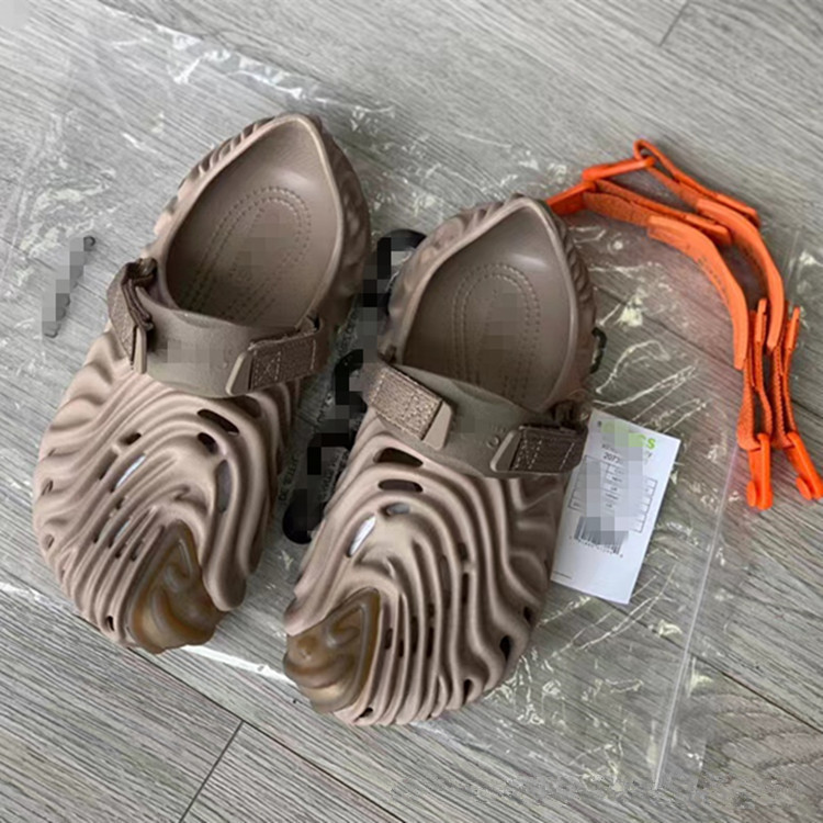 

2022 Men Women Sandals Slides Slippers bone Resin Desert Sand foam runner Ararat Rubber West Summer west khaki Flat slide slipper Size 35-46, White