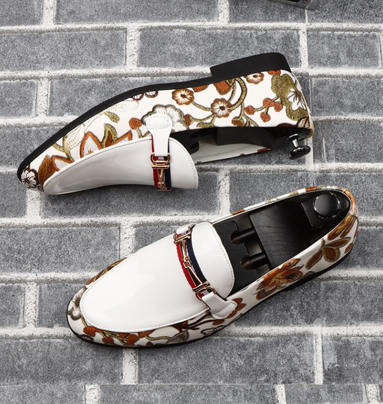 

Men's Fashion Suede Leather Embroidery Loafers Men's Casual Printed Moccasins Oxfords Shoes Man Party Driving Flats, Black