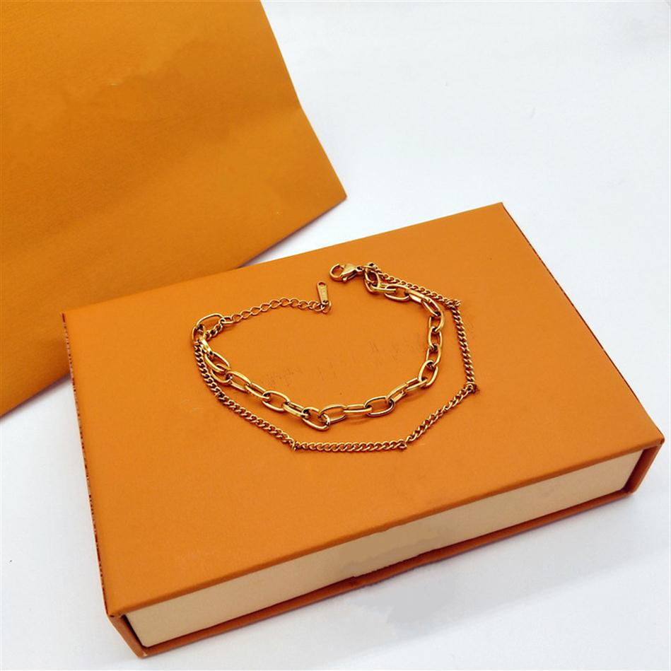 

Golden four-leaf clover round letter L home women bracelet Link luxury designer double-layer hollow birthday gift jewelry does not2941