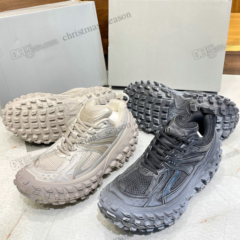 

2022 High quality Designer Men Women Defender Casual Shoes Rubber Platform Tire Shoes Sneakers Beige Black Khaki STARS LOVES Mens Dad Shoe Trainers Sp P7Gp#, 999