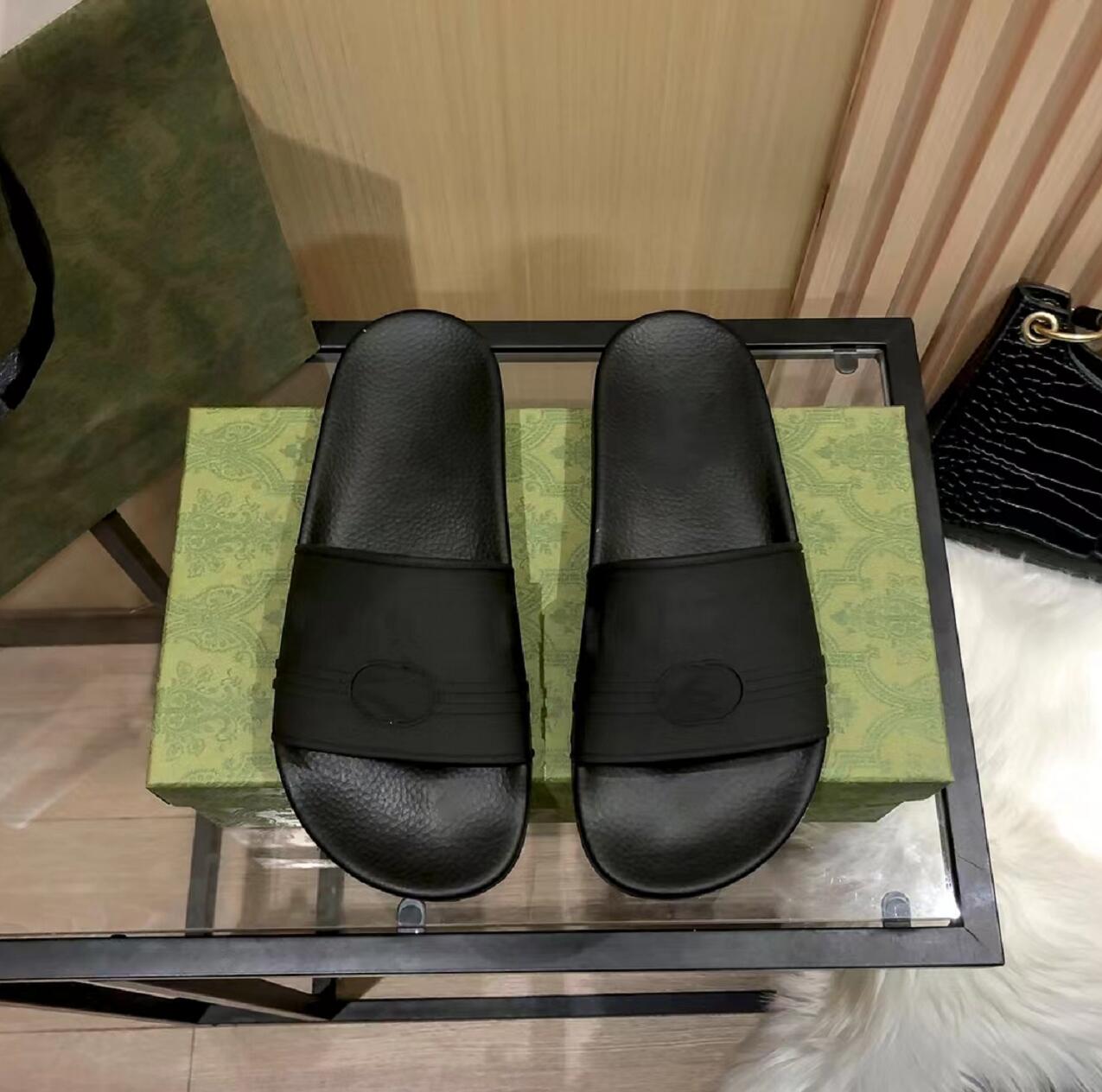 

Classic Unisex Slippers Luxury Retro Bathroom Slipper Beach Shoes Rubber Sandals Letter Flowers Printing Flip Flops Couples Summer Outdoor Sandal, Not for individual sale