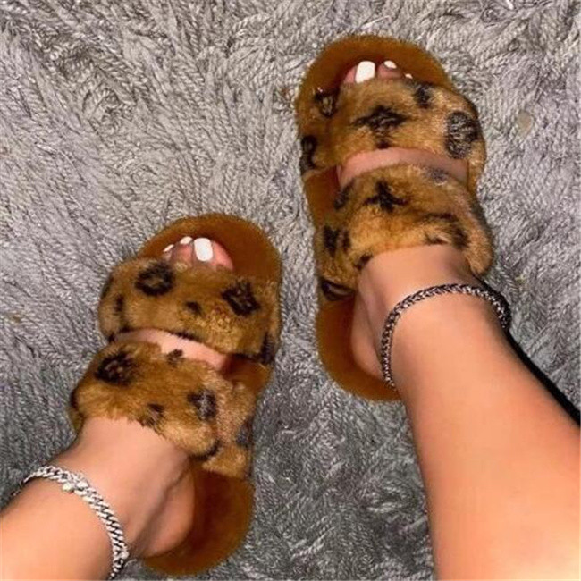 Autumn Winter Fur Slippers Indoor Sandals House Full Furry Soft Fluffy Plush Platform Flats Heel Non Slip Luxury Designer Casual Shoes