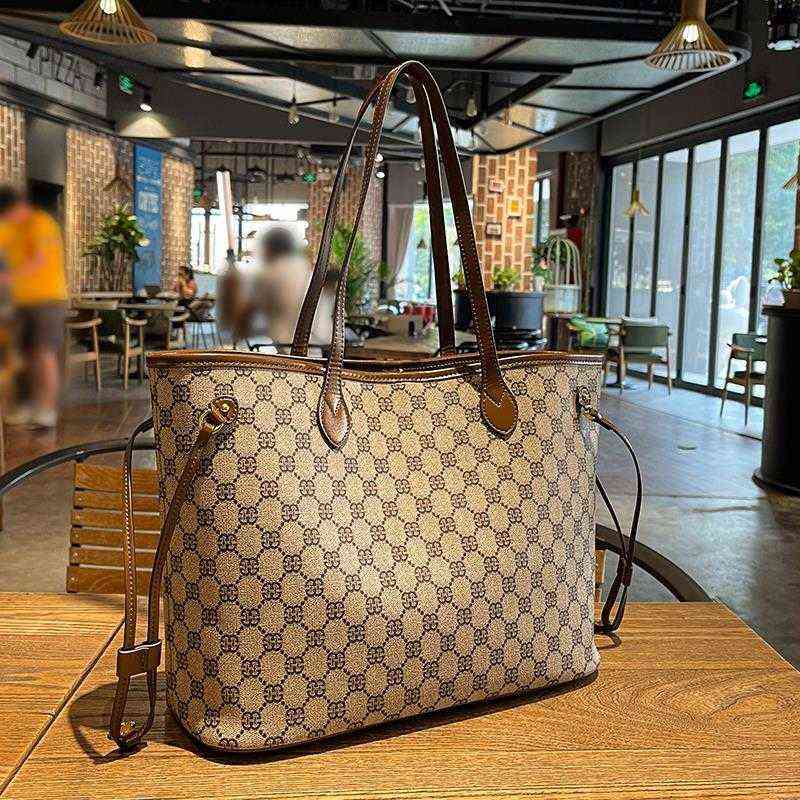 

Light luxury handbag women's autumn winter new versatile large capacity tote bag leather one shoulder bag, Dark brown