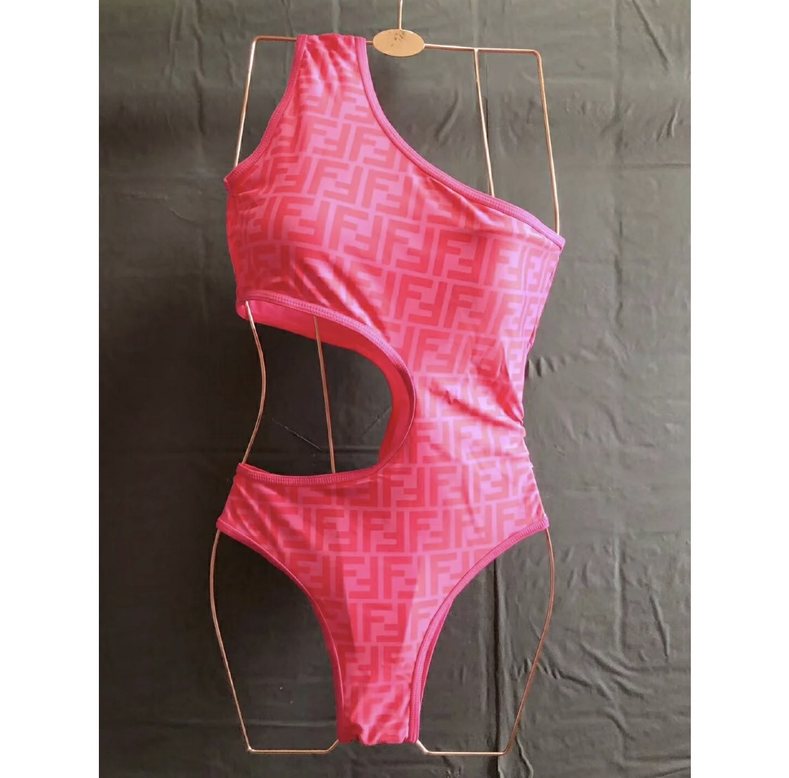 

European American FD one-piece Rose Red Pink Swimsuit single shoulder leakage waist  curve beautiful sexy seaside vacation bikini, As shown in figure