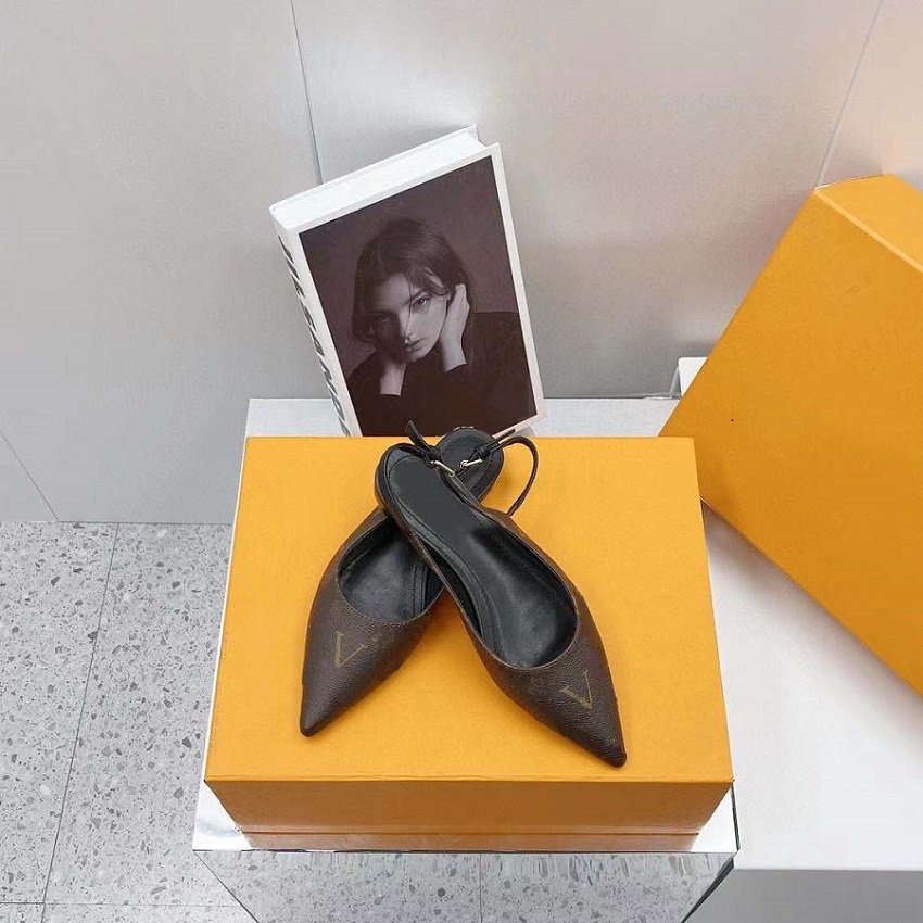 

Hottest Heels With Box Women shoes Designer Sandals Quality Sandals Heel height and Sandal Flat shoe Slides Slippers by brand016