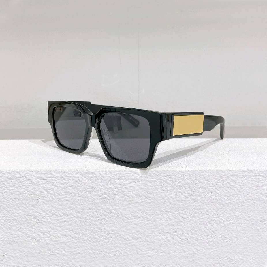 

Cool SU Square Sunglasses Gold Black/Dark Grey Lenses Men Sport Glasses Women Sun Shades with Box