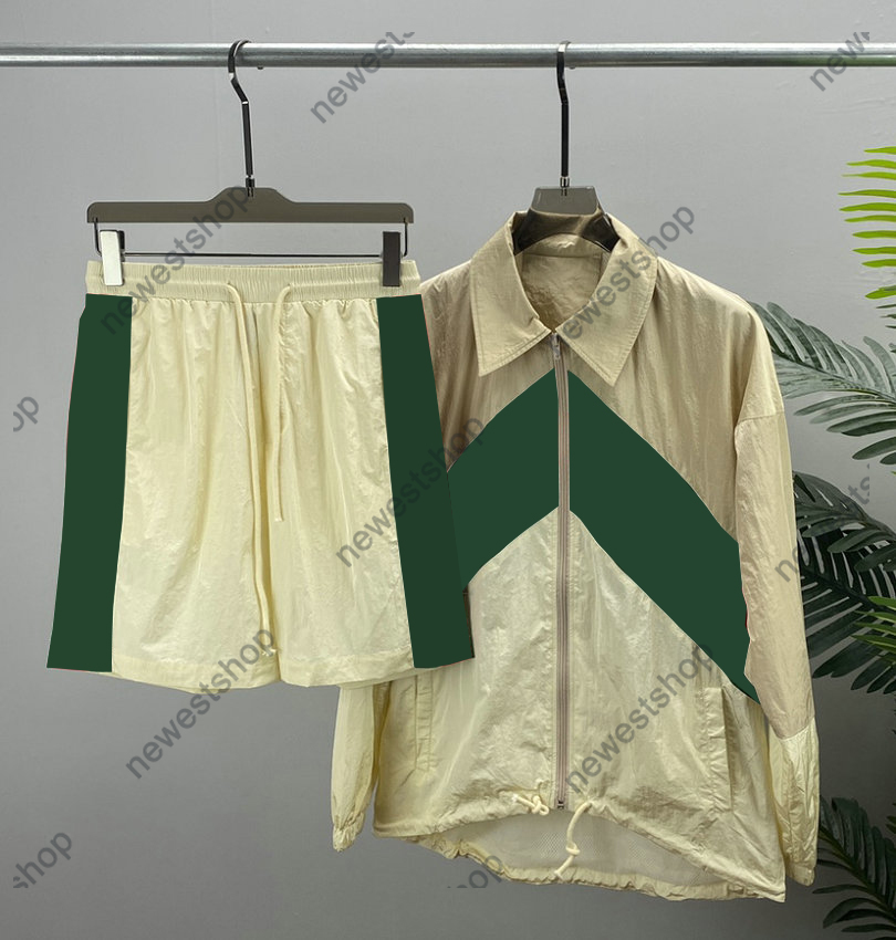 

2022 Europe mens Tracksuits designer luxury men stripe print long sleeve shirts and Classic contrast shorts Casual back Embroidery big letter Printing tShirts, Apricot