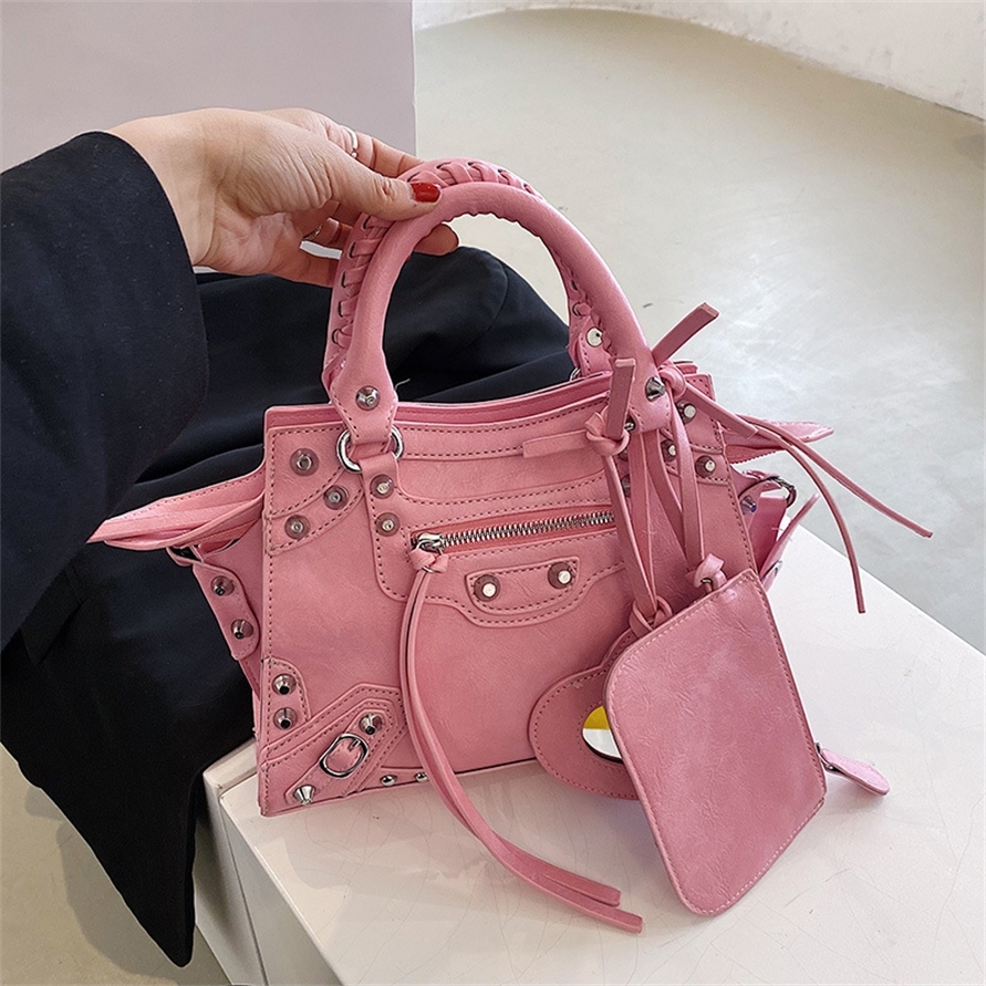 

Bags Women's bag 2022 summer new hand Street trend motorcycle leisure versatile One Shoulder Messenger Bag Purse, Y10559 pink