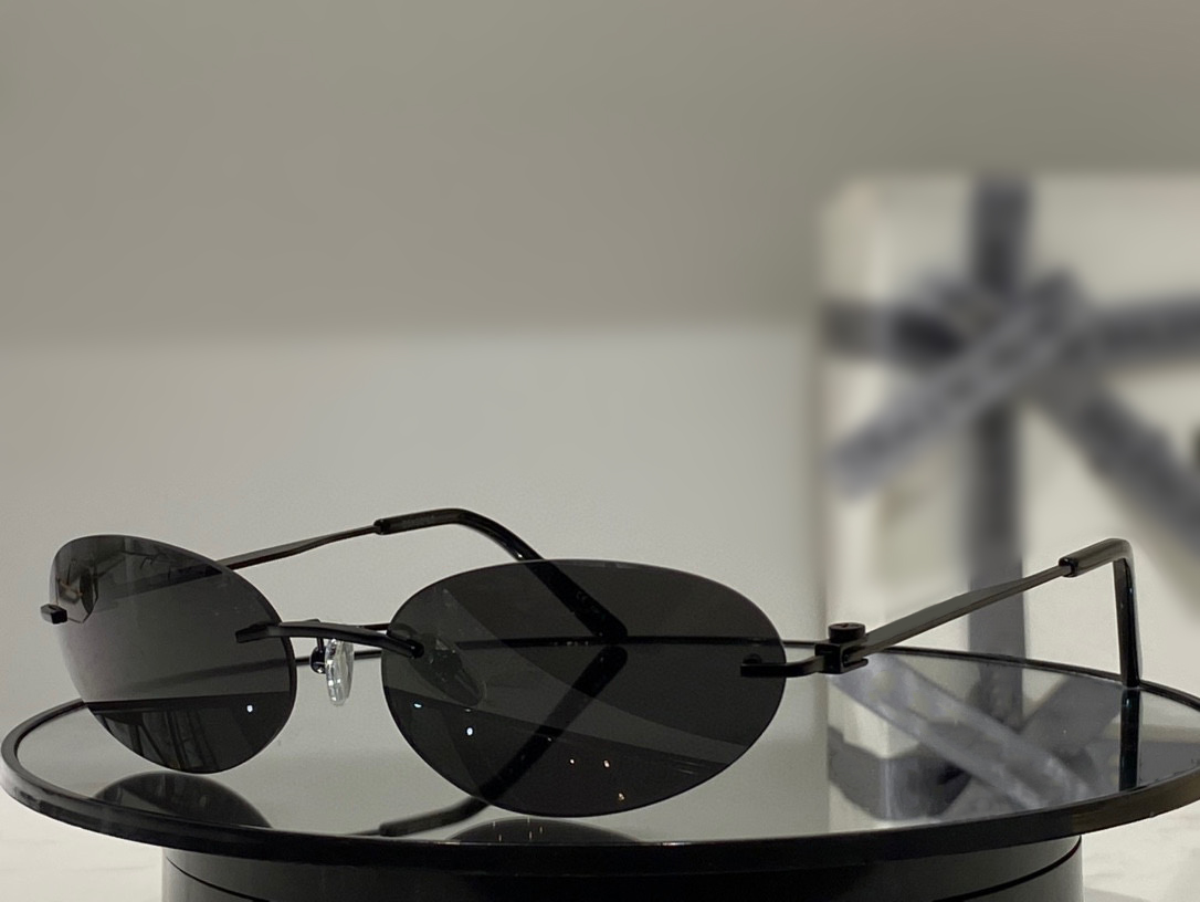 

Sunglasses For Women Summer 0179 Style Anti-Ultraviolet Retro Plate Frameless Glasses Random Box