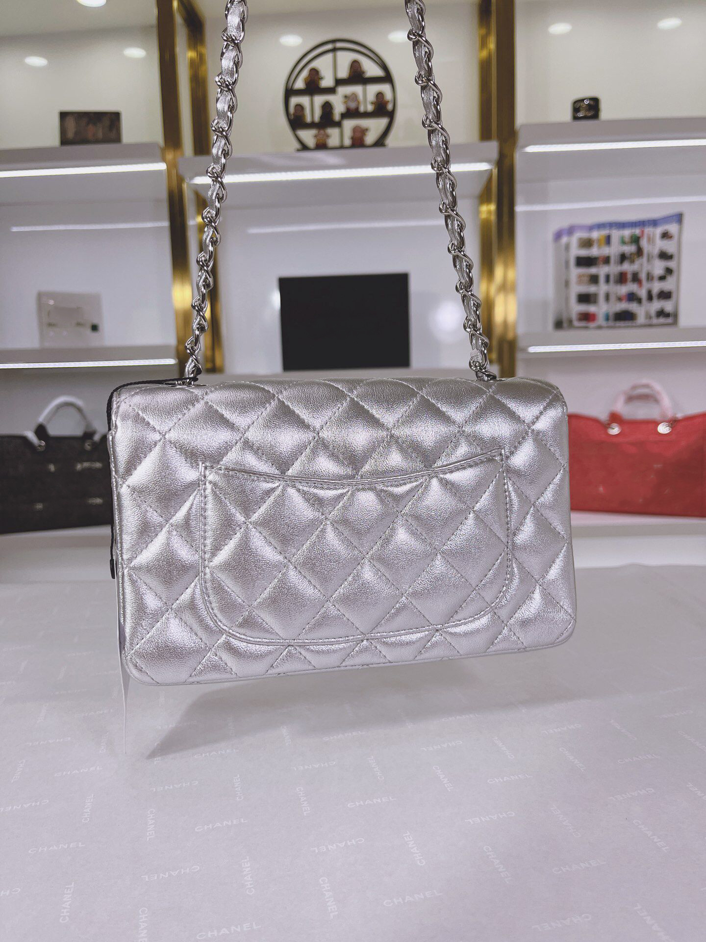 

2022Ss Designer Bags W France women's shiny classic mini flap silverS quilted bag sheepskin silver metal matelass chain cross Shoulder Bags Sacoche Handbag 13.5cm W29, Extra freight