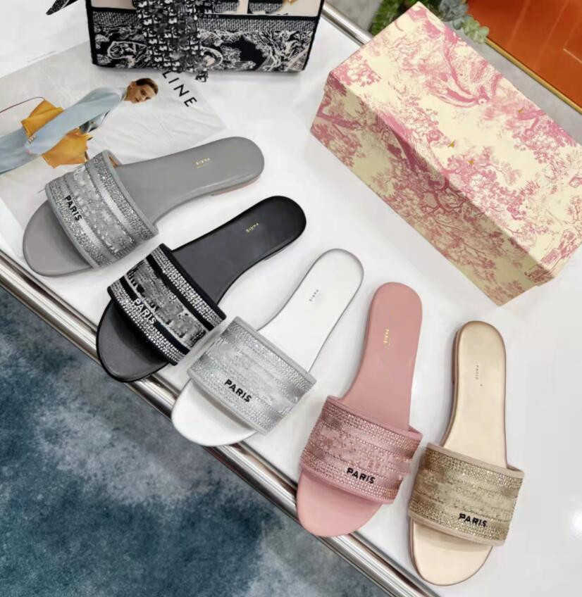 

Women's Platform Sandals Slippers Slide Fashion Designer Luxury Flat High Heels Flip Flops Shoes Embroidered Platform Rubber Sandal Casual, 01