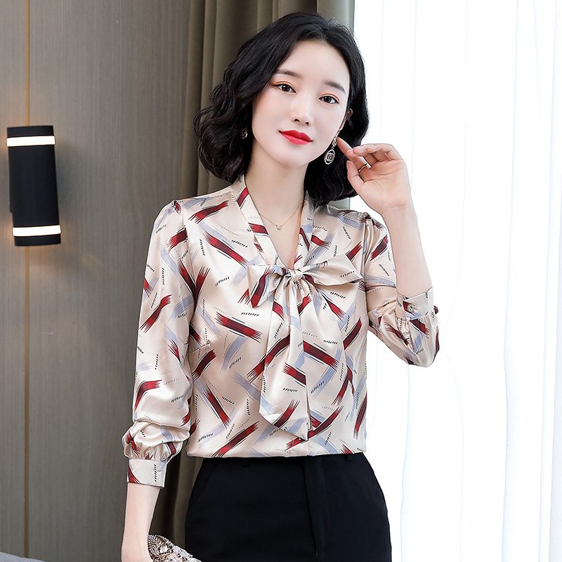 

2022 Casual Women Designer Print Shirt Long Sleeve Bow Silk Blouses Fine Elegant Lapel Office Lady Button Down Shirts Runway Spring Autumn Chic Woman Tops And Blouse